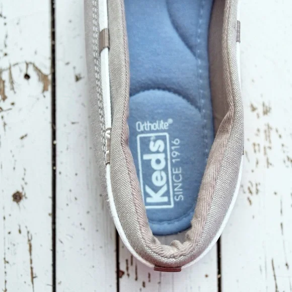 Keds Light Khaki Gray Canvas Boat Shoes with White Laces - Picture 6 of 11